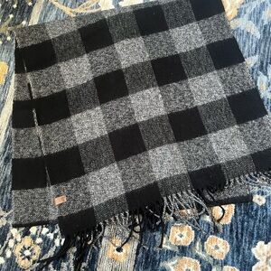 Roots Black and Gray Checkered Scarf
